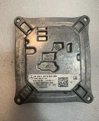 Mercedes-Benz S W221 Headlight ballast module Xenon A2218706389