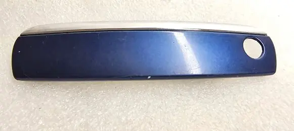 Audi A3 S3 8P Front door handle cover 4F1837239