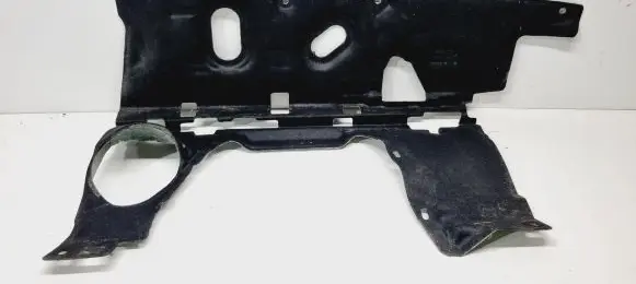 Nissan Qashqai J12 Heat shield in engine bay 678106UM1A