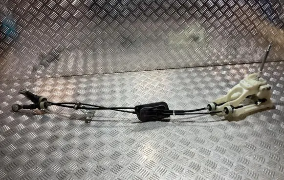 Suzuki SX4 S-Cross Gear selector/shifter in gearbox PK20923