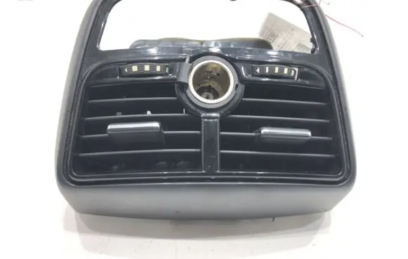 Peugeot 508 Rear air vent grill 