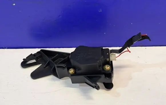 Volvo S60 A/C air flow flap actuator/motor 74935D 060901