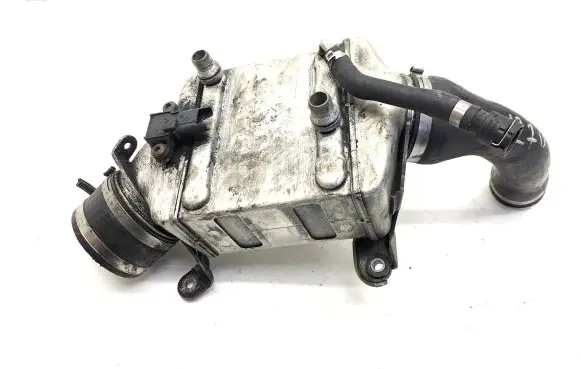 BMW 5 F10 F11 Intercooler radiator 7575402 7575404