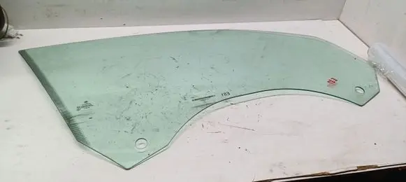 BMW 1 E81 E87 Front door window glass four-door 43R001582