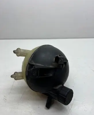 Mercedes-Benz A W169 Coolant expansion tank/reservoir 1695000149