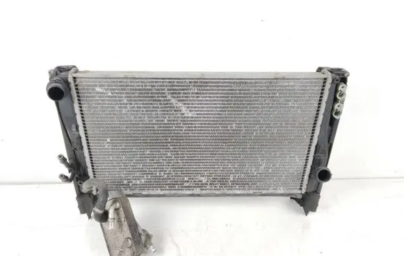 BMW 1 E81 E87 Radiator set 9229021 7797449