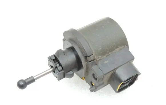 Mazda 3 I Headlight level adjustment motor 8651000650