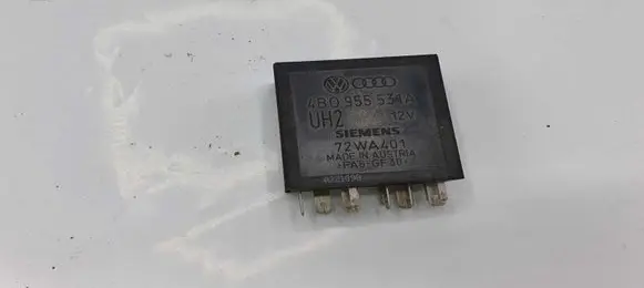 Audi A6 S6 C5 4B Window wiper relay 4B0955531A