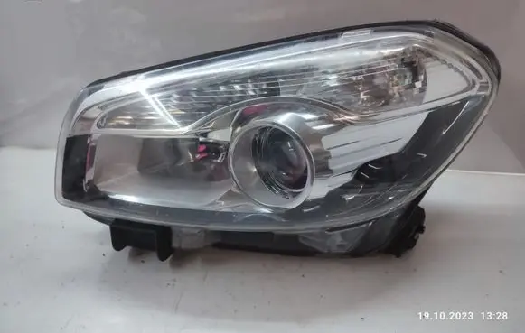 Nissan Qashqai+2 Headlight/headlamp 26060BR01A