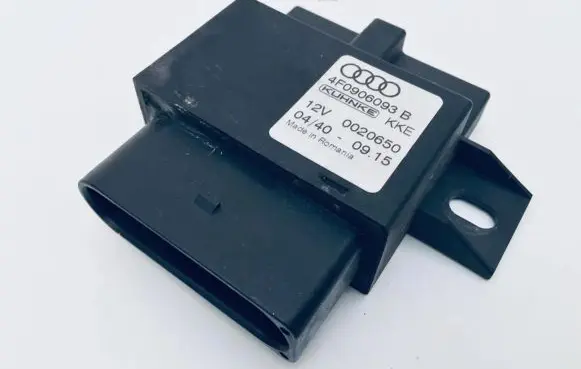 Audi A6 S6 C6 4F Fuel injection pump control unit/module 4F0906093B