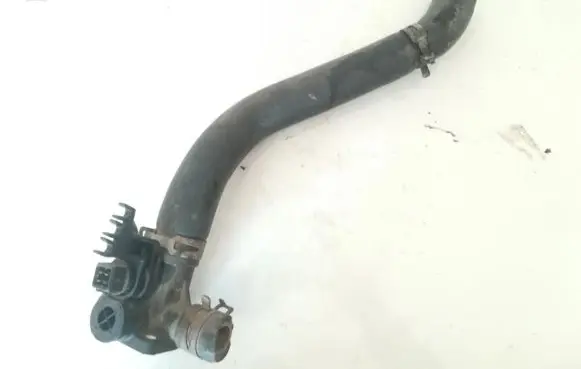 Volkswagen PASSAT B4 Engine coolant pipe/hose 357121101ad 037121133f