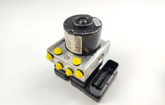 Toyota Yaris ABS Pump 445100D031 06210207464 895410D040