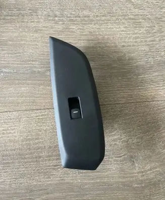 Honda Jazz IV GR Electric window control switch M64609