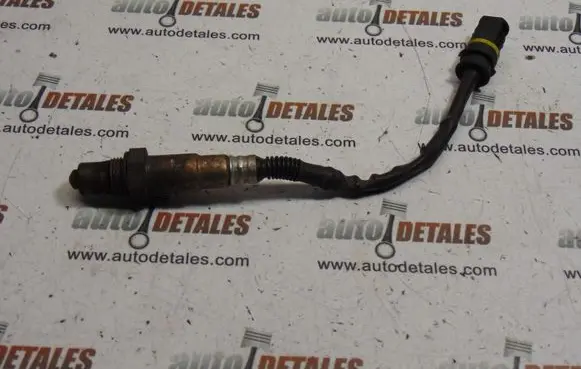 Mercedes-Benz A W168 Lambda probe sensor A0015409417
