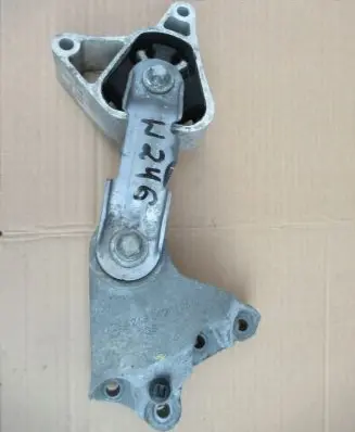 Mercedes-Benz B W246 W242 Engine mount bracket A2462400809
