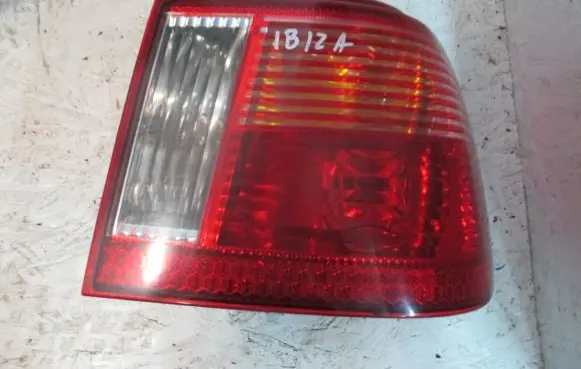 Rear/tail lights
