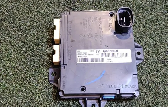 Keyless (KESSY) go control unit/module