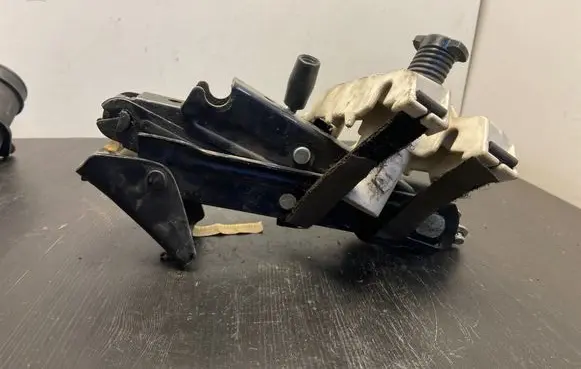 Volvo XC70 Lift Jack 8679370