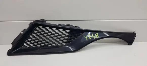 Nissan Juke I F15 Front bumper upper radiator grill 60703YW0A