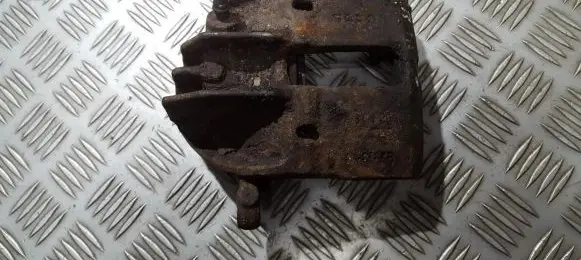 Volvo S40, V40 Front brake caliper