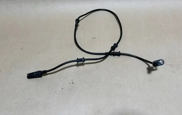 Mercedes-Benz B W246 W242 ABS brake wheel speed sensor A2465402510 15912 2465402510