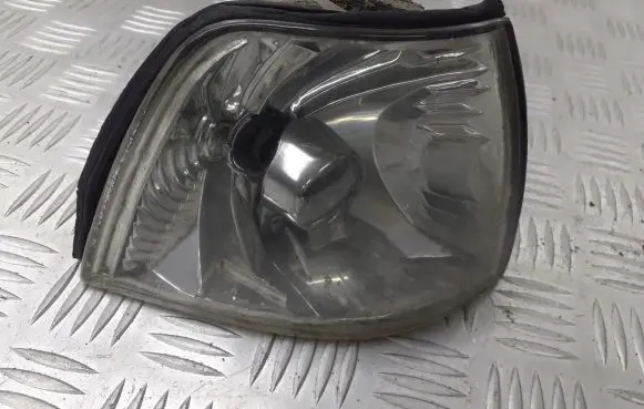 BMW 3 E36 Front indicator light