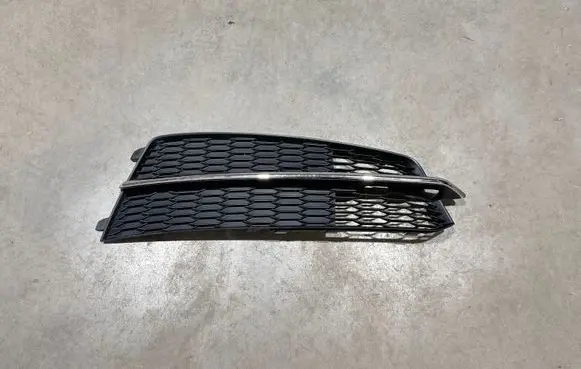 Audi A6 S6 C7 4G Front fog light trim/grill 4G0807682AF