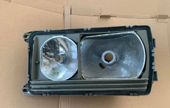 Mercedes-Benz W123 Headlight/headlamp