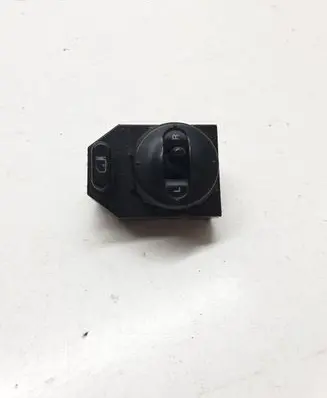 KIA Sorento Wing mirror switch