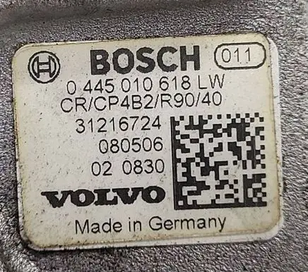 Volvo V70 Fuel injection high pressure pump 0445010618 31216724