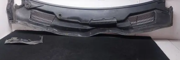 Mercedes-Benz Vito Viano W447 Wiper trim A4478301801 A4478842274 A4478842674