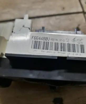 Peugeot 1007 Climate control unit 69310002 89310002