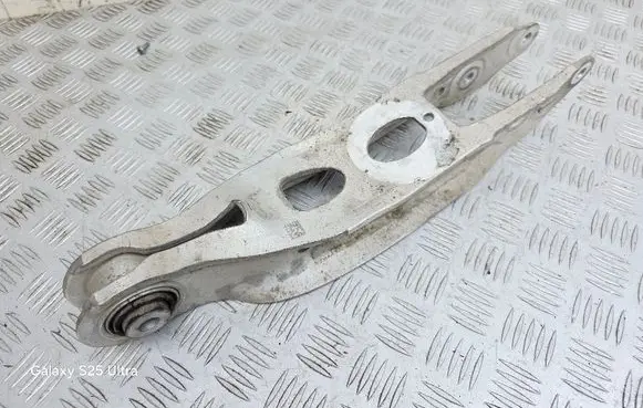 Audi A4 S4 B9 Rear upper control arm/wishbone 8W0505311E