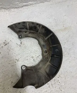 Volkswagen PASSAT B6 Front brake disc dust cover plate 