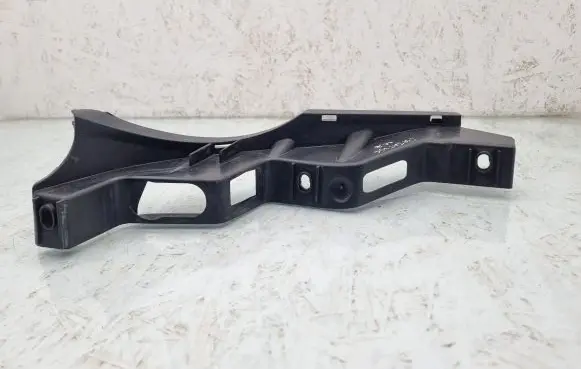 Volkswagen PASSAT B6 Front bumper mounting bracket 3C0807889A
