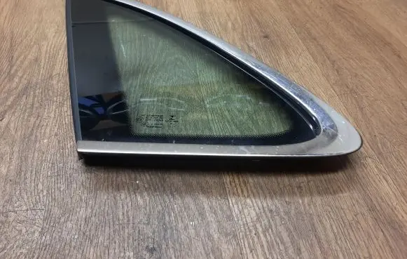 Porsche Macan (95B) Rear side window 95B845297FA