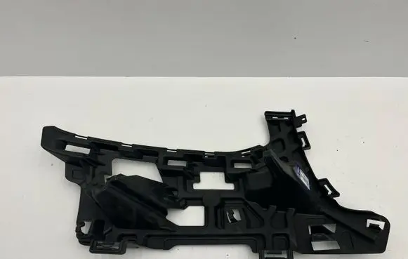 Volvo XC90 Front bumper mounting bracket 31353370