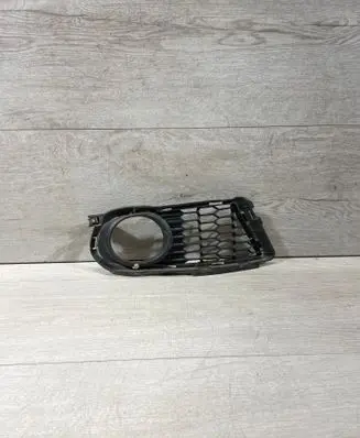 BMW 3 E92 E93 Front fog light trim/grill 8038936