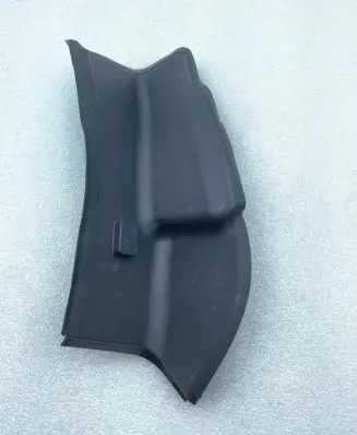Mercedes-Benz GLE W167 Trunk/boot sill cover protection A1676901601
