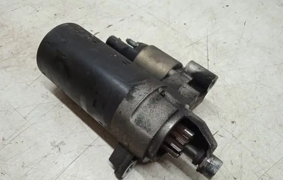 Audi A5 8T 8F Starter motor 0001109361