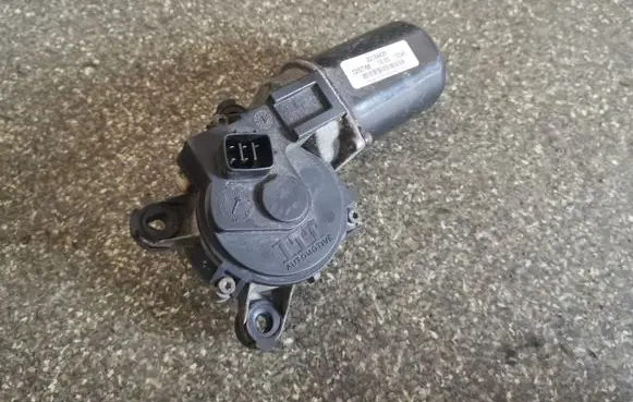 Toyota Avalon XX20 Wiper motor 22139435