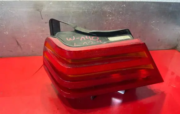 Mercedes-Benz S W140 Rear/tail lights