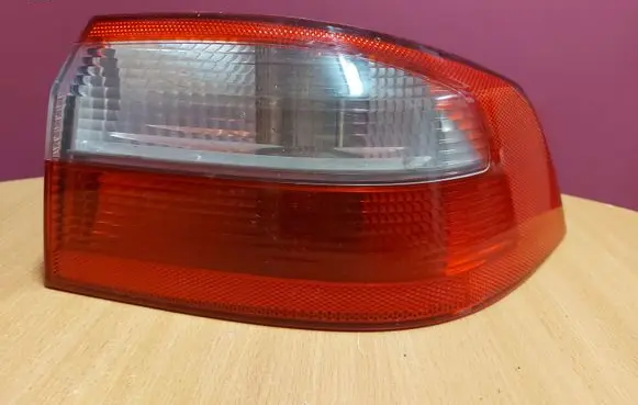 Renault Laguna II Rear/tail lights 8200002474