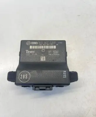 Volkswagen Golf V Gateway control module 1K0907530F 1K0907951