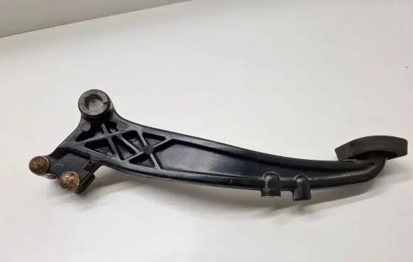 BMW 7 E38 Brake pedal 35511165453