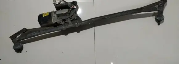 Iveco Daily 40.8 Front wiper linkage and motor 535565502
