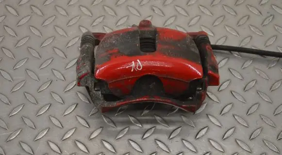 Front brake caliper