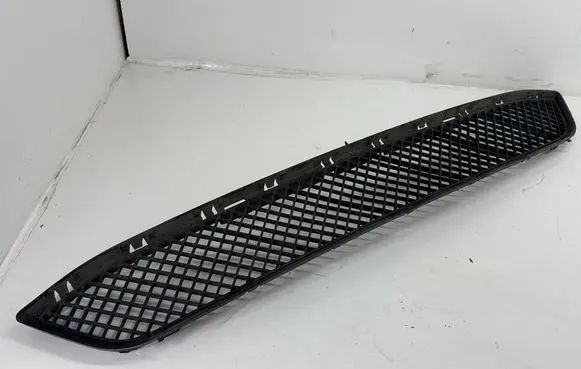 BMW X1 E84 Front grill 7303752 7307792 51117303752