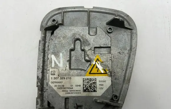 Volvo V50 Xenon control unit/module 1307329210