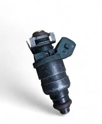 Audi A3 S3 8L Fuel injector 03790603AA
